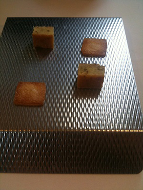 Petit fours