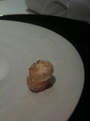 Tiny macaron Tiny macaron